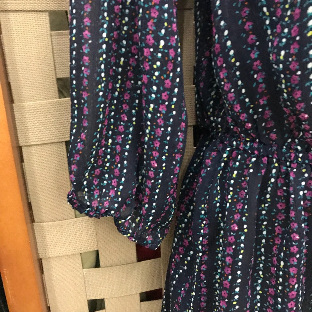 Mossimo Tunic - Picture 3 of 4